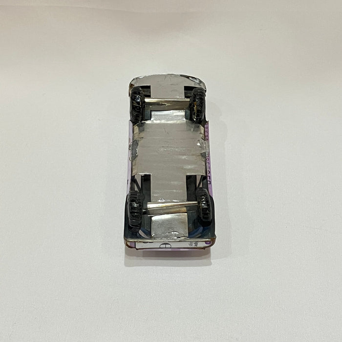 ブリキ自動車（9cm-10cm）
