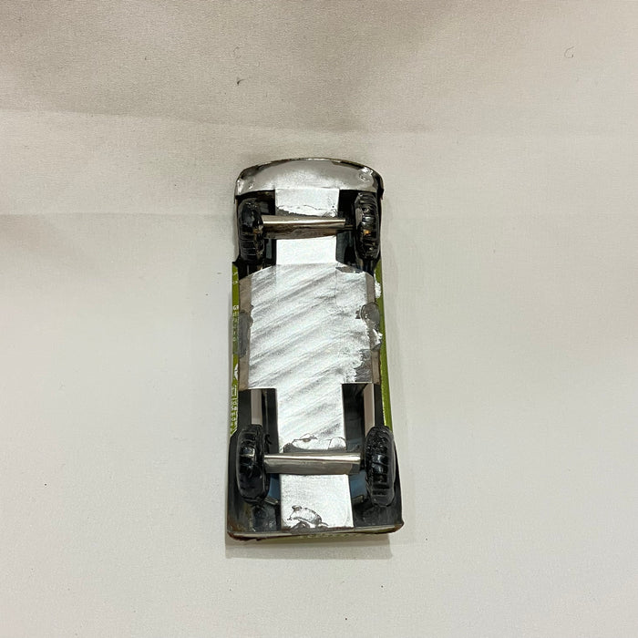 ブリキ自動車（9cm-10cm）