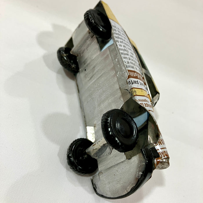 ブリキ自動車（9cm-10cm）