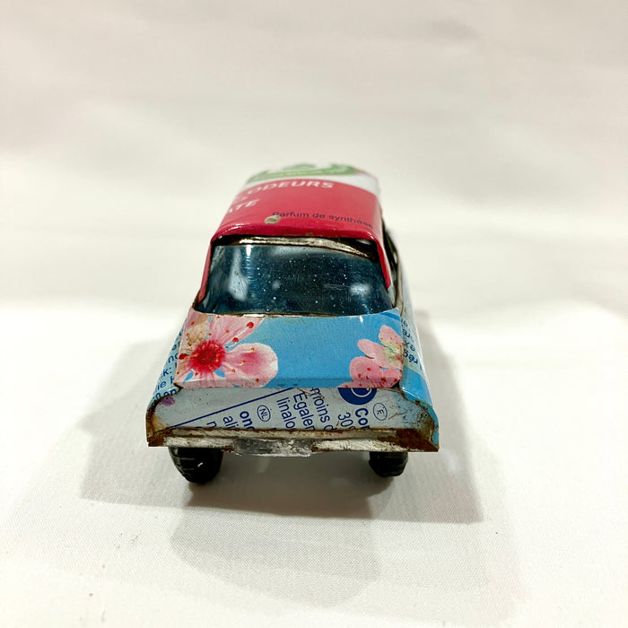 ブリキ自動車（9cm-10cm）
