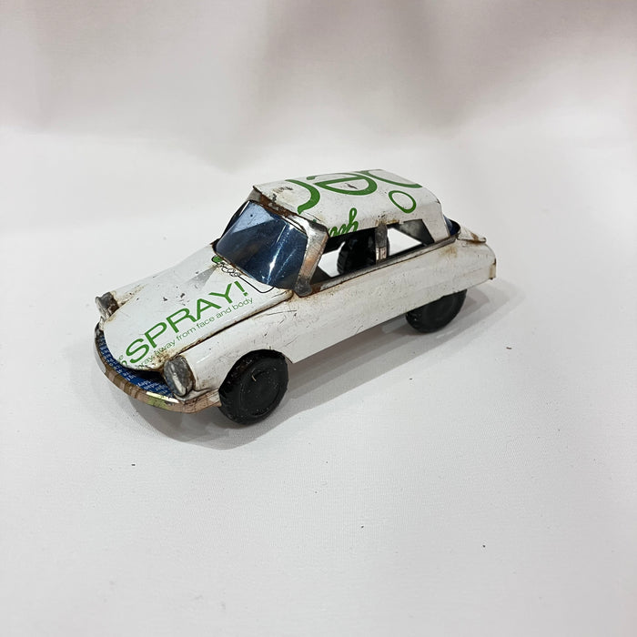 ブリキ自動車（9cm-10cm）