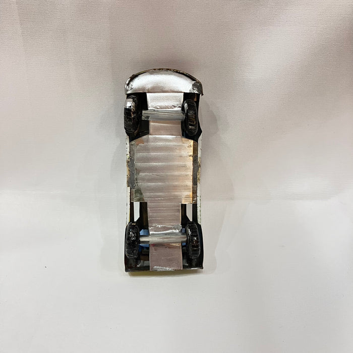 ブリキ自動車（9cm-10cm）