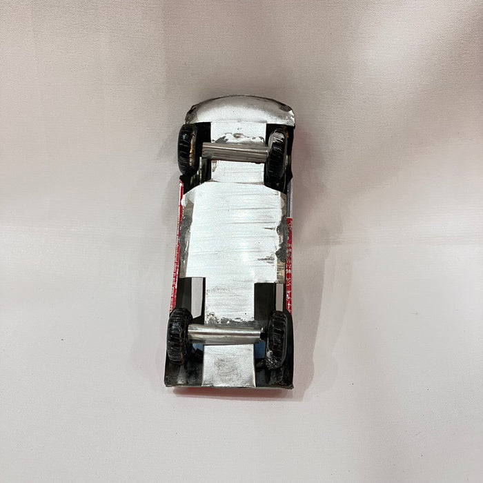 ブリキ自動車（9cm-10cm）