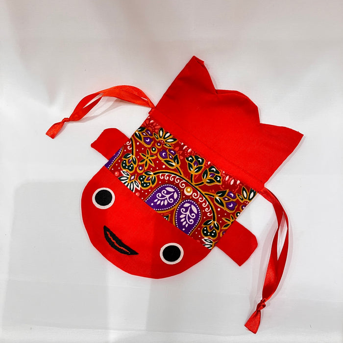 金魚ポーチ