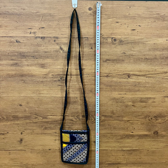 セネガルハンドメイド フォンサコッシュ